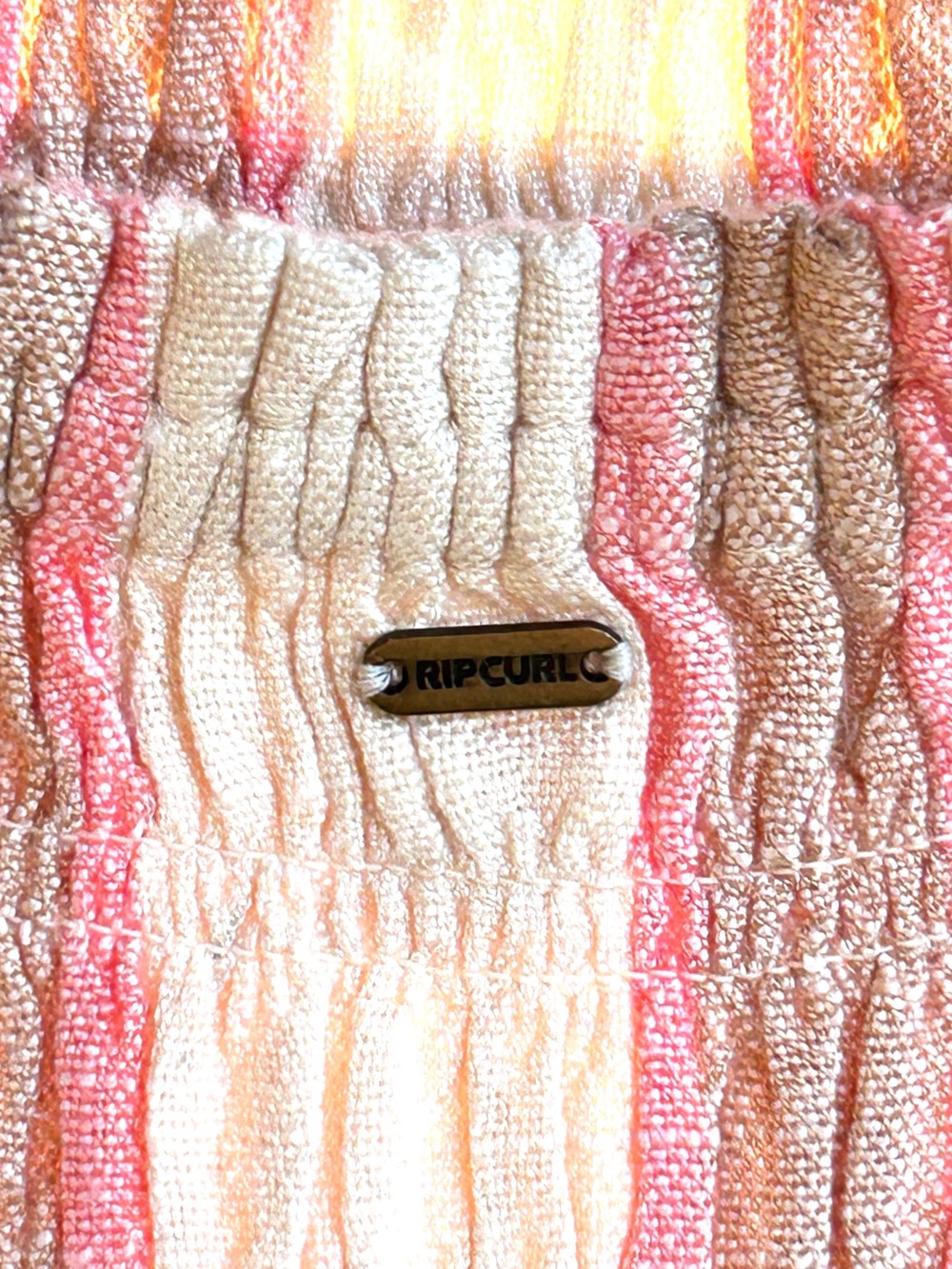 Rip Curl Pink & Cream Striped Off-Shoulder Smocked Crop Top size XL Size - Picture 7 of 10